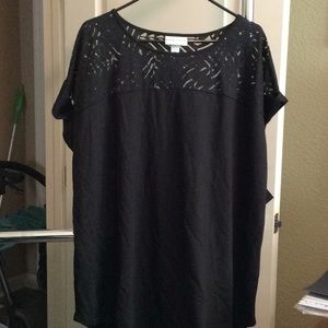 Women’s black short sleeve by AVA & VIV